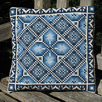 Meadow Accent Pillow 03
