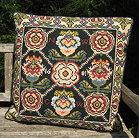 Morville Wedding Pillow 03